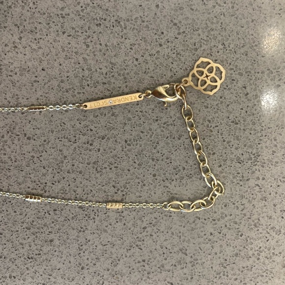 Kendra Scott Necklace - Picture 3 of 3